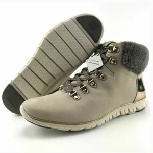 Cole Haan Women Waterproof Hiker Boots 7.5 Gold